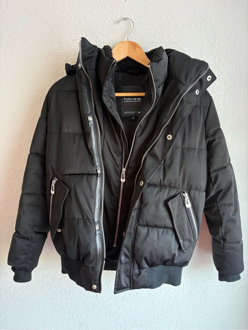NOIZE Kids Black Detachable Fur Hood Puffer Jacket Large 12